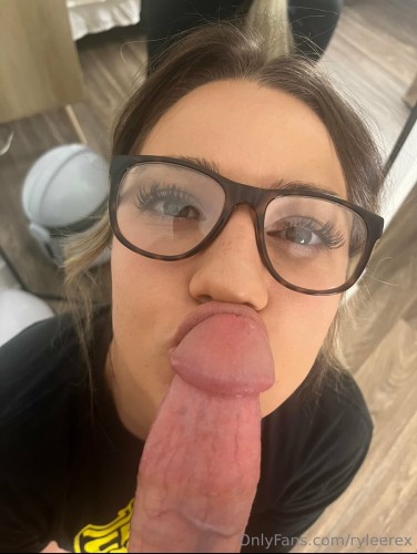 8c7446427698cd57cde32b9fdcc1b6c2.jpg